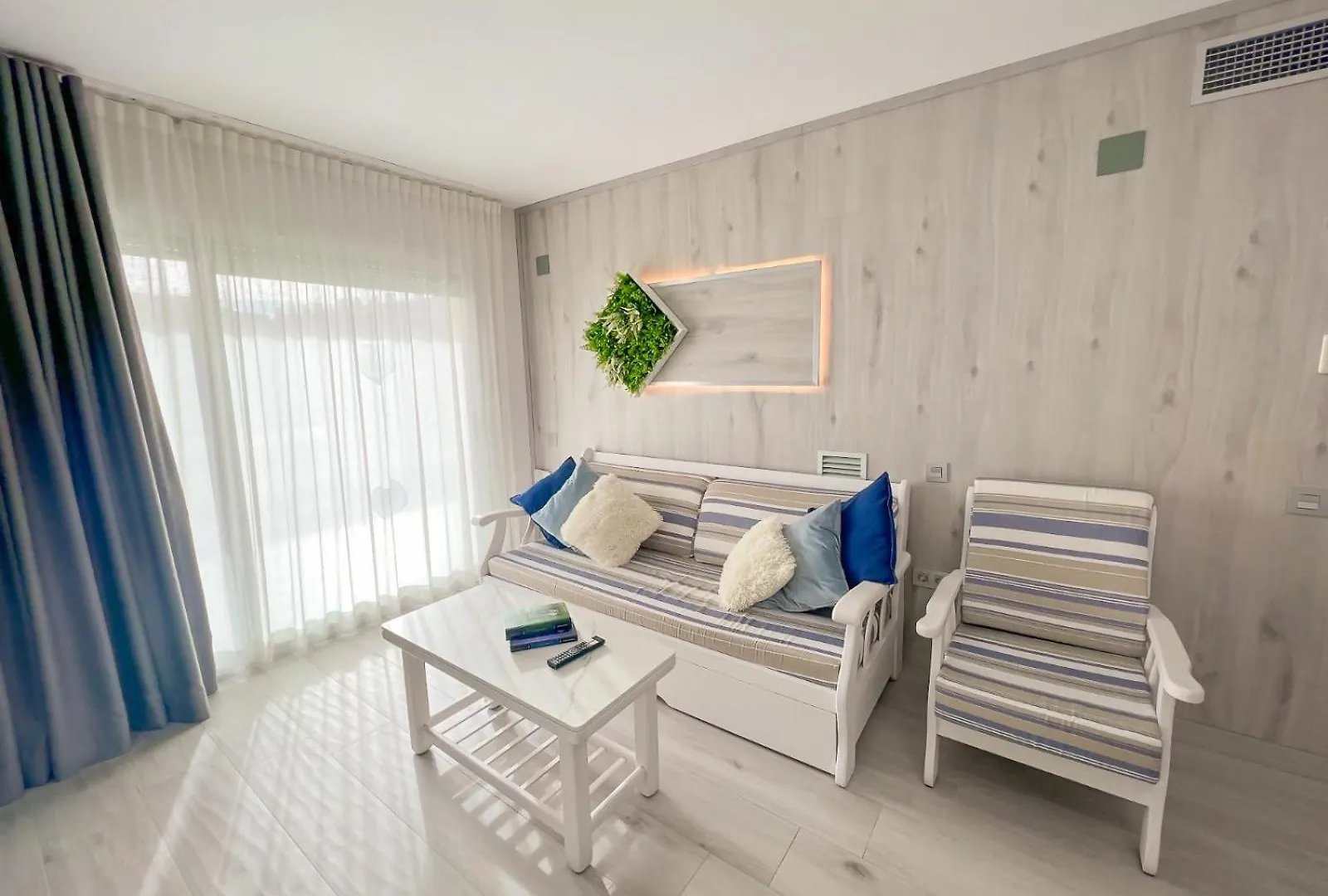 Apartamento Mediterranea Loft New La Pineda España